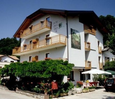 Hotel Faedo Pineta Habitación foto